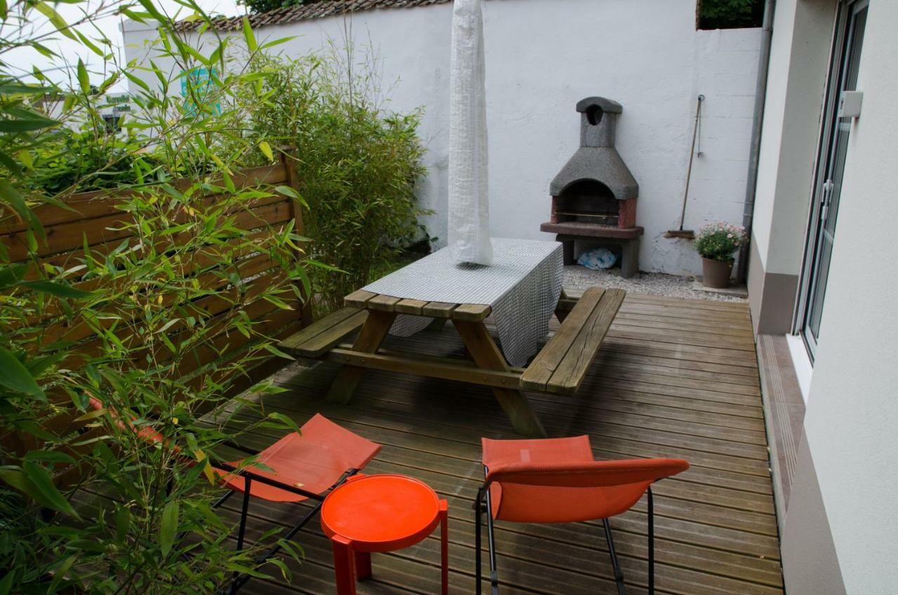 Whitley Cottage Condette Екстериор снимка