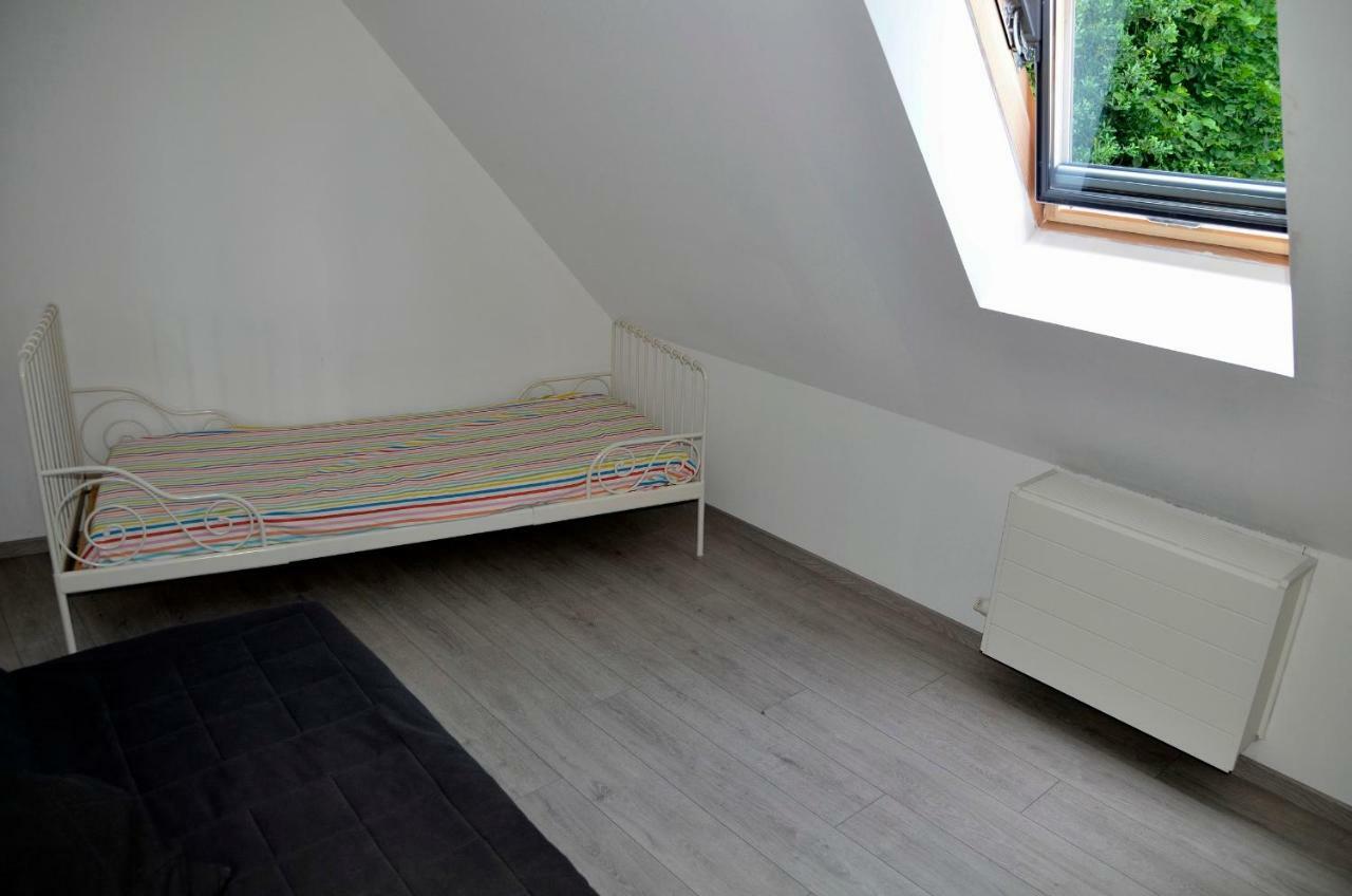 Whitley Cottage Condette Екстериор снимка